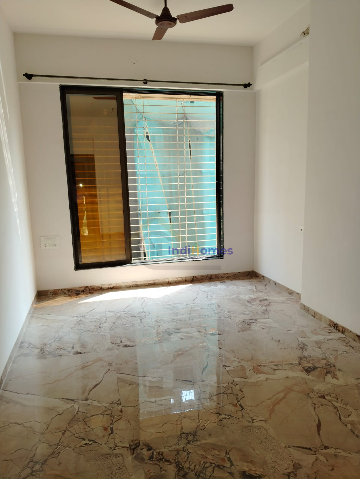 2 BHK Apartment for Sale in Kandivali West